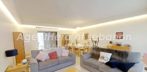 yerleşim Hazır Mülk 2 yatak odası F/F Apartman  satılık içinde Aşrafiye , Beyrut #44236 - 1  image 