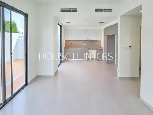 Résidentiel Propriété prête 4 + femme de chambre U / f Villa à Compound  à vendre au Dubaï Sud , Dubai #44662 - 1  image 