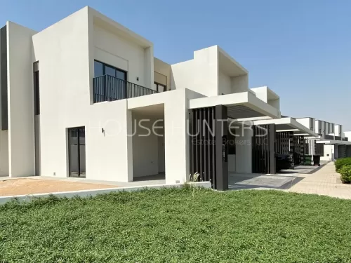 Résidentiel Propriété prête 4 + femme de chambre U / f Villa à Compound  à vendre au Dubaï Sud , Dubai #44679 - 1  image 