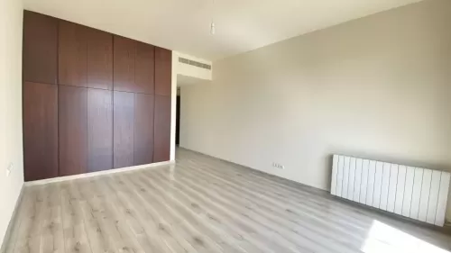 yerleşim Hazır Mülk 3 yatak odası U/F Apartman  kiralık içinde Aşrafiye , Beyrut #45024 - 1  image 