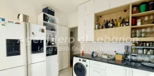 yerleşim Hazır Mülk 3 yatak odası F/F Apartman  kiralık içinde Aşrafiye , Beyrut #45052 - 1  image 