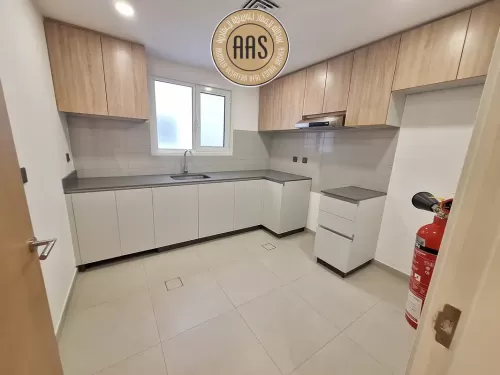 Residential Ready Property 1 Bedroom U/F Apartment  for rent in Dubai #45141 - 1  image 