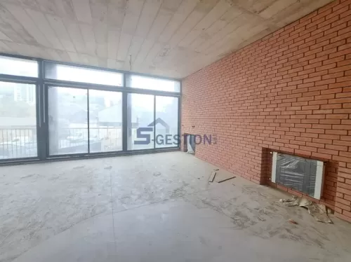 Residential Ready Property 3 Bedrooms U/F Apartment  for sale in Achrafieh , beirut #45436 - 1  image 