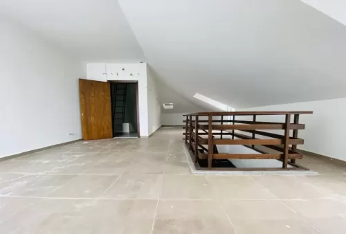 yerleşim Hazır Mülk 3 yatak odası U/F Apartman  satılık içinde Çoban  , Beyrut #45533 - 1  image 