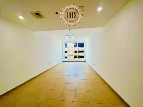 Residential Ready Property 1 Bedroom U/F Apartment  for rent in Al Nahdah St , Abu Dhabi #46041 - 1  image 