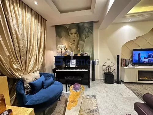 Residential Ready Property 2 Bedrooms F/F Apartment  for rent in Achrafieh , beirut #46130 - 1  image 