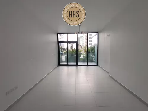 Residential Ready Property Studio U/F Apartment  for rent in Dubai #46318 - 1  image 