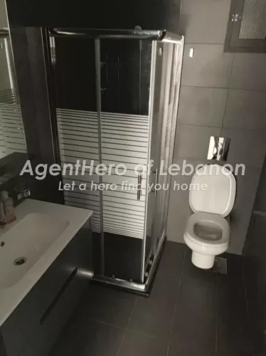 yerleşim Hazır Mülk 2 yatak odası F/F Apartman  kiralık içinde Aşrafiye , Beyrut #46395 - 1  image 