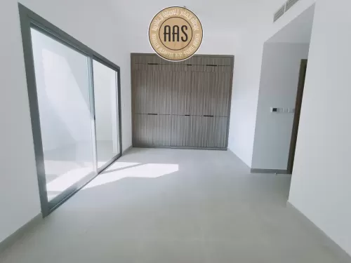 Residencial Listo Propiedad Estudio U / F Apartamento  alquiler en Ciudad internacional , Dubai #46823 - 1  image 