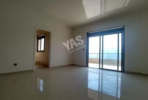 Residencial Listo Propiedad 3 dormitorios U / F Apartamento  venta en Balón de fútbol , Kesruán #46932 - 1  image 