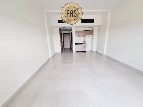 Residential Ready Property Studio U/F Apartment  for rent in Dubai Investments Park , Dubai #47771 - 1  image 