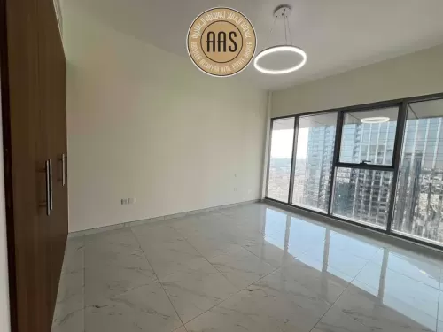 Residential Ready Property 1 Bedroom U/F Apartment  for rent in Al Karama , Dubai #47777 - 1  image 