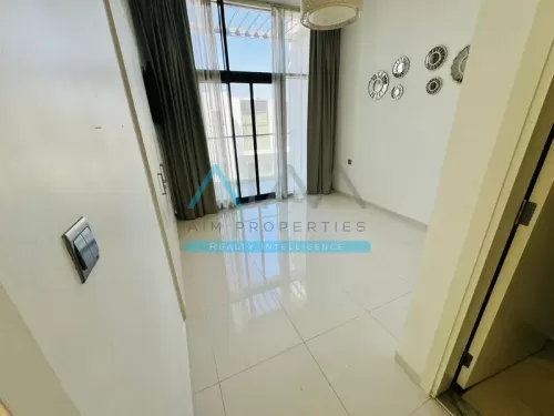 Residential Ready Property 3 Bedrooms U/F Standalone Villa  for rent in Damac Hills , Dubai #47986 - 1  image 