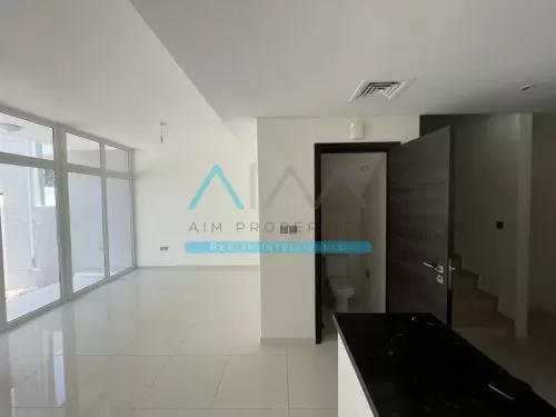 Residencial Listo Propiedad 3 dormitorios U / F Villa Standerlone  venta en Colinas de Damac , Dubai #47988 - 1  image 