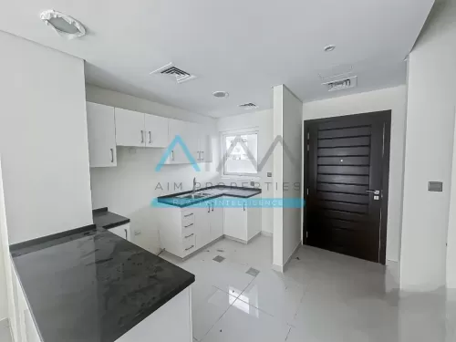 Residencial Listo Propiedad 3 dormitorios U / F Villa Standerlone  venta en Colinas de Damac , Dubai #47990 - 1  image 