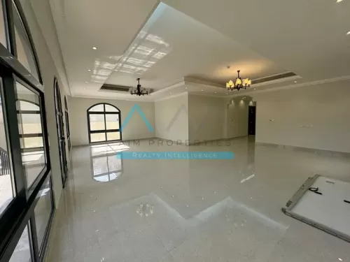 Résidentiel Propriété prête 5 chambres U / f Villa autonome  à vendre au Cercle du village de Jumeirah , Dubai #48231 - 1  image 