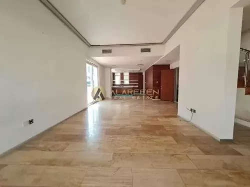 Résidentiel Propriété prête 4 chambres U / f Villa autonome  a louer au Cercle du village de Jumeirah , Dubai #48464 - 1  image 