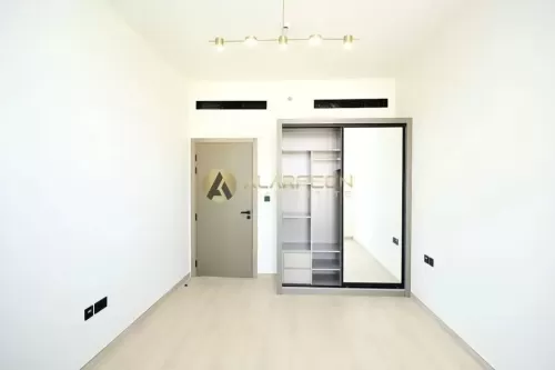 Residential Ready Property 1 Bedroom U/F Apartment  for rent in Jumeirah Village Circle , Dubai #48485 - 1  image 