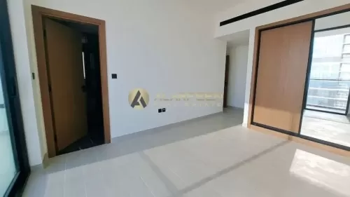 yerleşim Hazır Mülk 2 yatak odası U/F Apartman  satılık içinde Jumeirah Köyü Çemberi , Dubai #48513 - 1  image 