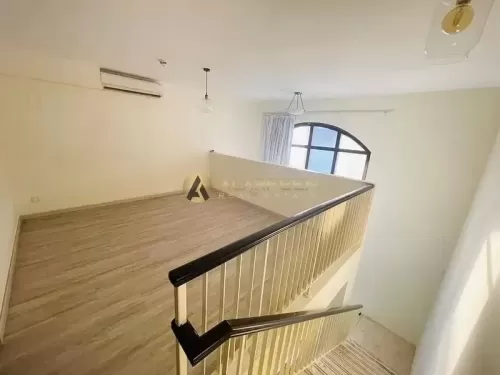 Résidentiel Propriété prête 1 chambre U / f Appartement  à vendre au Cercle du village de Jumeirah , Dubai #49585 - 1  image 