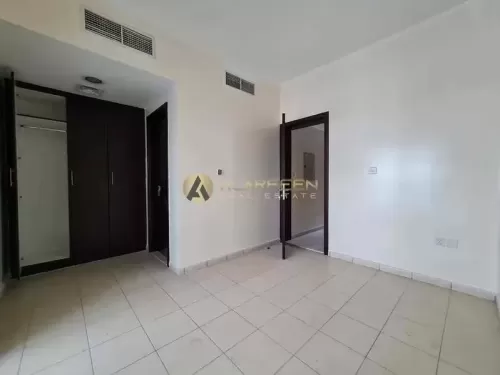 yerleşim Hazır Mülk 4 Yatak Odası U/F Müstakil Villa  kiralık içinde Jumeirah Köyü Çemberi , Dubai #49666 - 1  image 