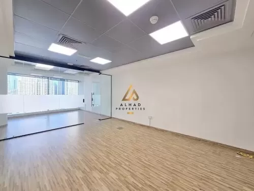 Comercial Listo Propiedad U / F Oficina  alquiler en Bahía de negocios , Dubai #49995 - 1  image 