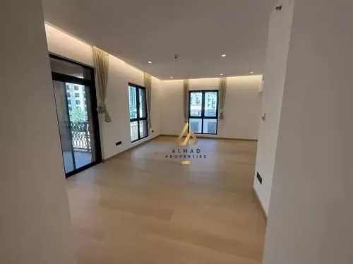 Residential Ready Property 3 Bedrooms U/F Apartment  for sale in Downtown Dubai , Dubai #50028 - 1  image 