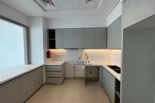 Wohn Klaar eigendom 3 Schlafzimmer U/F Wohnung  zu vermieten in AlFurjan , Dubai #50034 - 1  image 