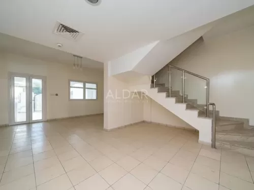 Residential Ready Property 4 Bedrooms U/F Standalone Villa  for rent in Dubai #50107 - 1  image 