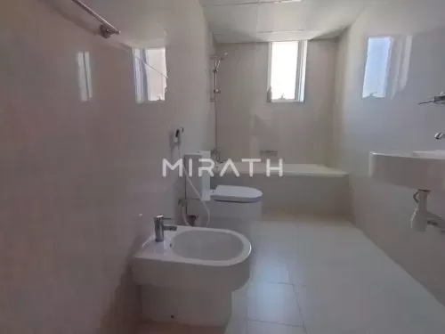 yerleşim Hazır Mülk 2 yatak odası U/F Apartman  kiralık içinde İş Körfezi , Dubai #50386 - 1  image 