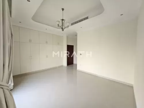سكني عقار جاهز 5 غرف  غير مفروش شقة  للإيجار في ام سقيم 3 , دبي #50409 - 1  صورة 