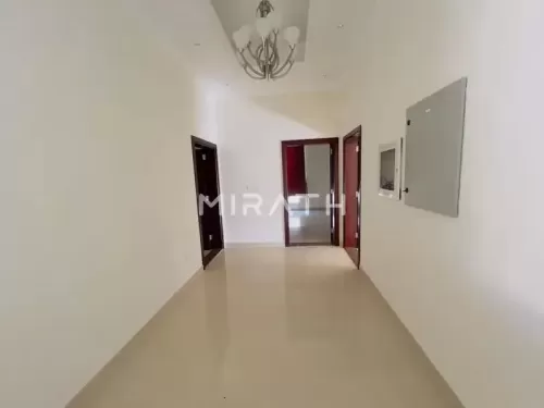 yerleşim Hazır Mülk 5 Yatak Odası U/F Müstakil Villa  kiralık içinde Al Barsha Güney , Dubai #50420 - 1  image 