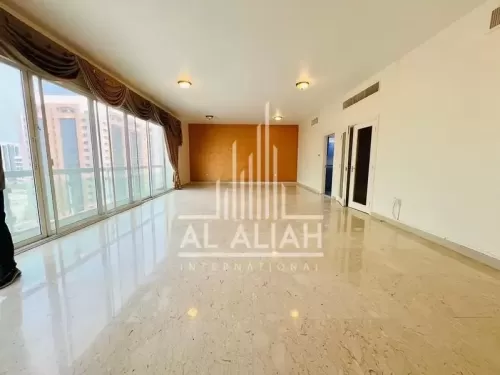 yerleşim Hazır Mülk 4 Yatak Odası U/F Apartman  kiralık içinde El Halidiye , Abu Dabi #50724 - 1  image 