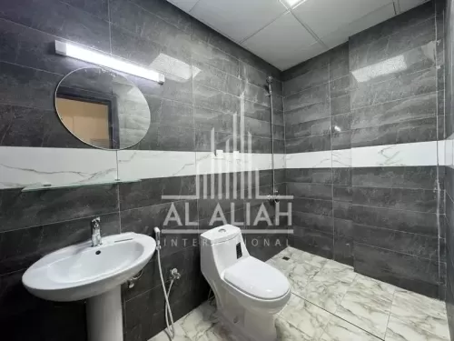 Residential Ready Property 1 Bedroom U/F Apartment  for rent in Abu Dhabi #50745 - 1  image 