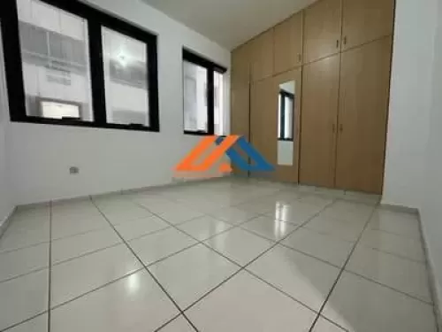 yerleşim Hazır Mülk 1 yatak odası U/F Apartman  kiralık içinde Abu Dabi #51254 - 1  image 