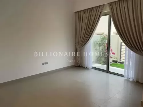 yerleşim Hazır Mülk 3 yatak odası U/F şehir evi  satılık içinde Arap Çiftlikleri, Saheel Kapısı 2 , Dubai #51324 - 1  image 