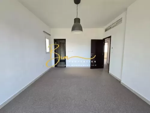 Residential Ready Property 5 Bedrooms U/F Apartment  for rent in Abu Dhabi #51387 - 1  image 