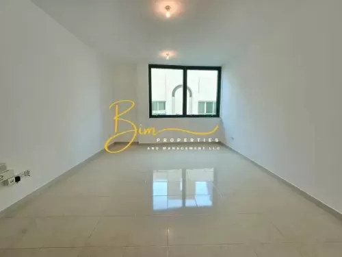 Residential Ready Property 1 Bedroom U/F Apartment  for rent in Abu Dhabi #51406 - 1  image 