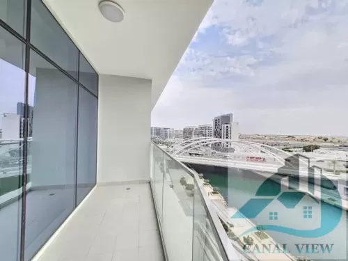 Residential Ready Property 2 Bedrooms U/F Apartment  for rent in Abu Dhabi #51588 - 1  image 