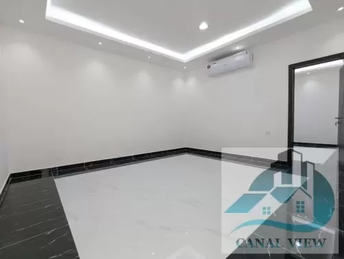 Residential Ready Property 1 Bedroom U/F Apartment  for rent in Abu Dhabi #51619 - 1  image 