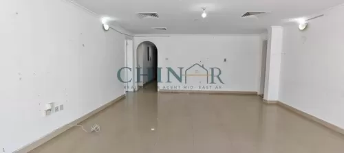 Residential Ready Property 3 Bedrooms U/F Apartment  for rent in Dubai #52132 - 1  image 