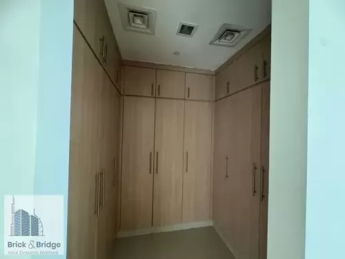 Residencial Listo Propiedad 1 dormitorio U / F Apartamento  alquiler en  Bur Dubai , Dubai #52139 - 1  image 