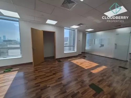 Commercial Ready Property U/F Office  for rent in  Bur Dubai , Dubai #52208 - 1  image 