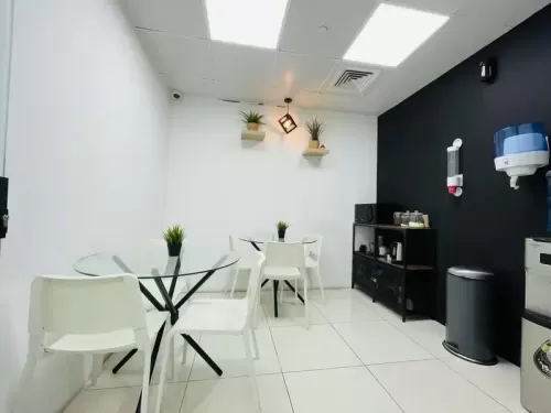 Reklam Hazır Mülk F/F Ofis  kiralık içinde  Bur Dubai , Dubai #52617 - 1  image 