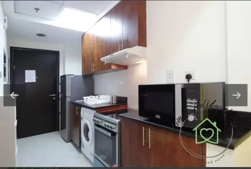 Résidentiel Propriété prête Studio F / F Appartement  a louer au Marina de Dubaï , Dubai #52727 - 1  image 