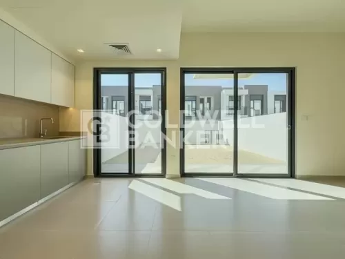 Residencial Listo Propiedad 3 dormitorios U / F Villa Standerlone  alquiler en Dubai #52929 - 1  image 