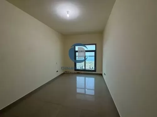 Residential Ready Property 4 Bedrooms U/F Apartment  for rent in Abu Dhabi #53528 - 1  image 