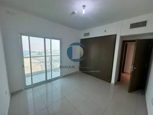 Residencial Listo Propiedad 3 dormitorios U / F Apartamento  alquiler en Abu Dabi #53550 - 1  image 