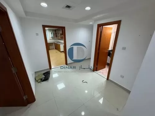 Residential Ready Property 3 Bedrooms U/F Apartment  for rent in Abu Dhabi #53551 - 1  image 