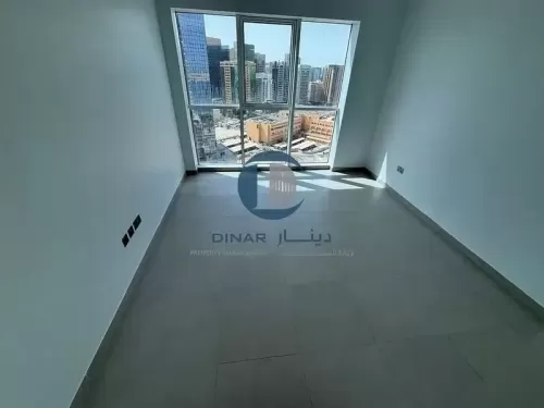 yerleşim Hazır Mülk 1 yatak odası U/F Apartman  kiralık içinde Abu Dabi #53570 - 1  image 